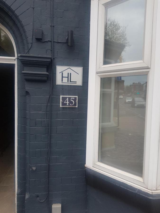 Highfields Living - All Rooms Ensuite- Free Wifi- Free Local Parking Sheffield Exterior foto